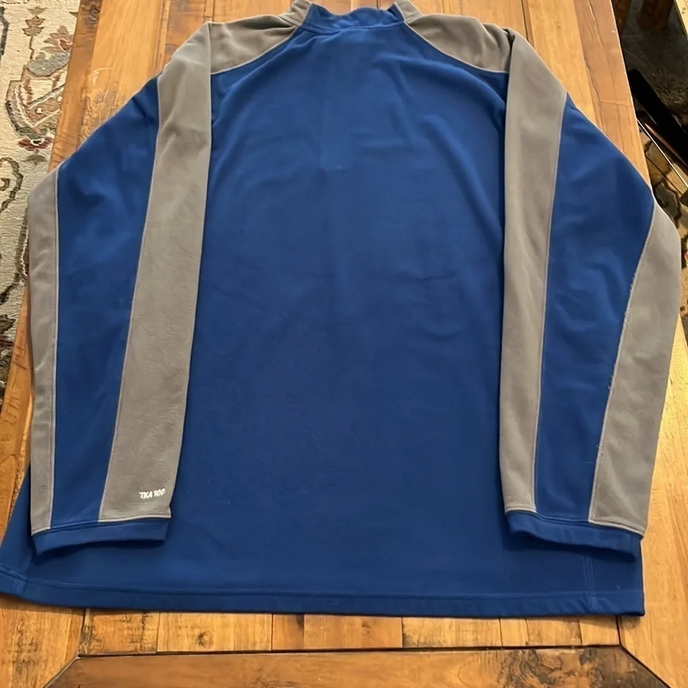 THE North Face pullover shirt